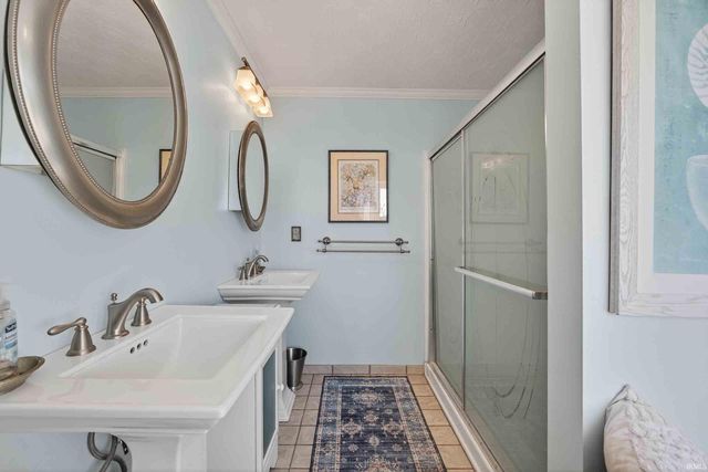 717 N Marshall Road, Paoli, IN 47454