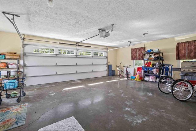 717 N Marshall Road, Paoli, IN 47454