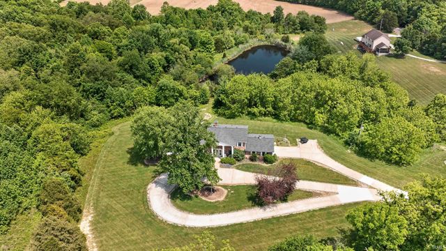 717 N Marshall Road, Paoli, IN 47454