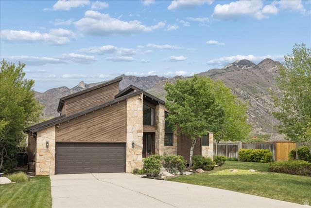 9725 S RUSKIN CIR, Sandy, UT 84092