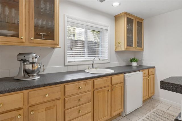 9725 S RUSKIN CIR, Sandy, UT 84092