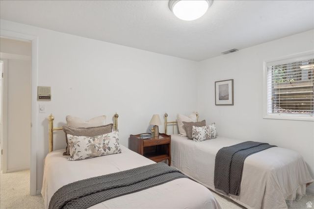 9725 S RUSKIN CIR, Sandy, UT 84092