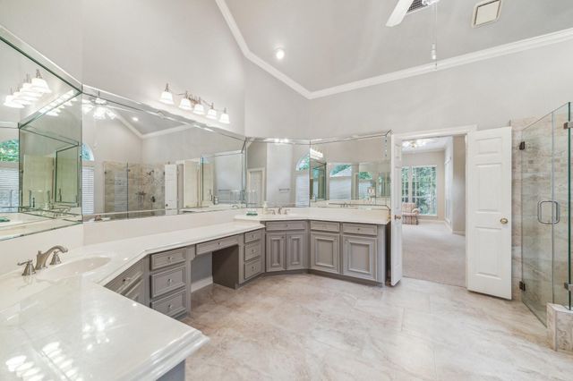 6010 Maple Knob Court, Kingwood, TX 77345