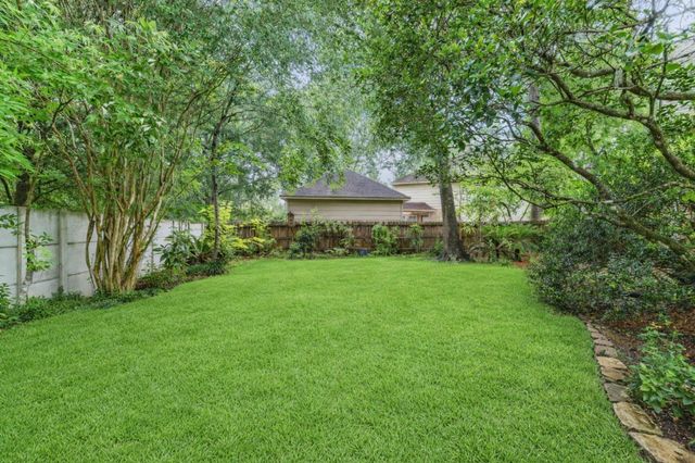 6010 Maple Knob Court, Kingwood, TX 77345