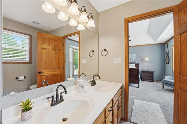 15100 E 215th Street, Peculiar, MO 64078