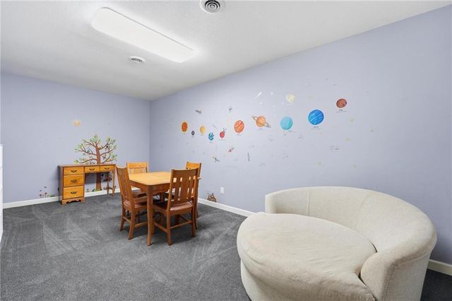 15100 E 215th Street, Peculiar, MO 64078