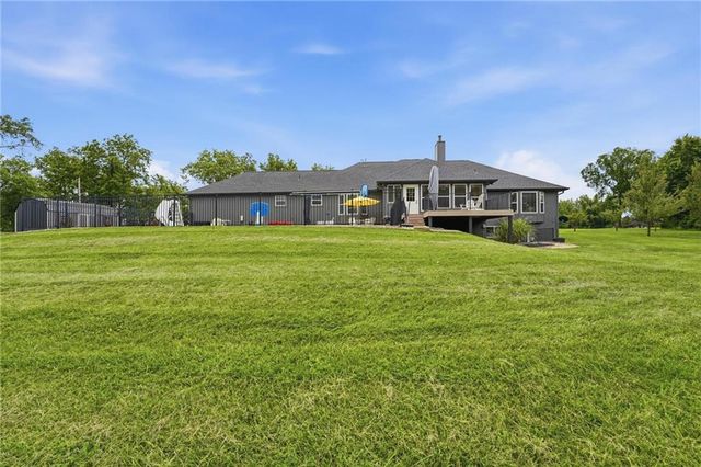 15100 E 215th Street, Peculiar, MO 64078