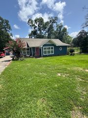 402 Storm Avenue, Brookhaven, MS 39601