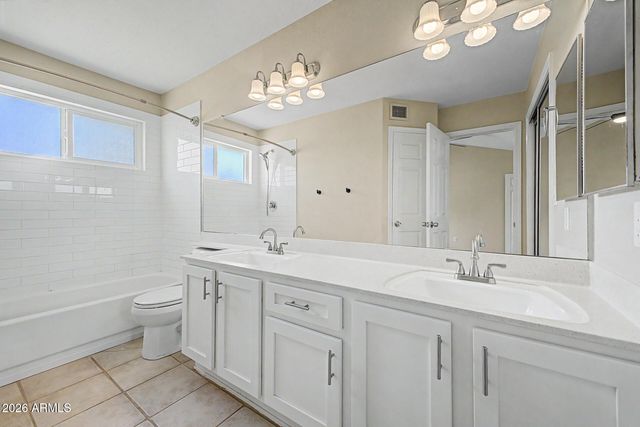 7733 W PERSHING Avenue, Peoria, AZ 85381