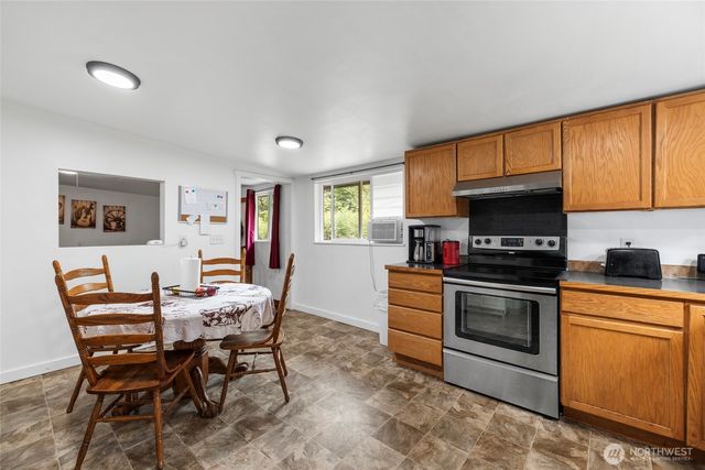 4059 Old Hwy 99 North Road, Burlington, WA 98233