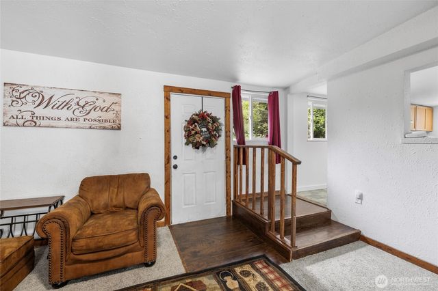 4059 Old Hwy 99 North Road, Burlington, WA 98233