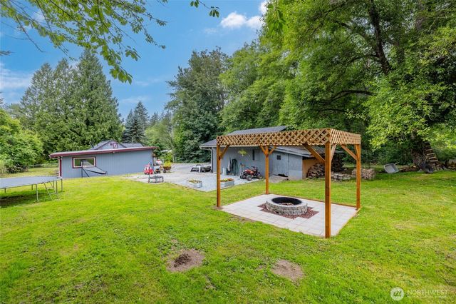 4059 Old Hwy 99 North Road, Burlington, WA 98233