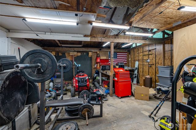4059 Old Hwy 99 North Road, Burlington, WA 98233