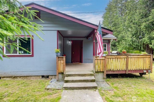 4059 Old Hwy 99 North Road, Burlington, WA 98233