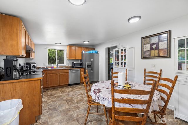 4059 Old Hwy 99 North Road, Burlington, WA 98233