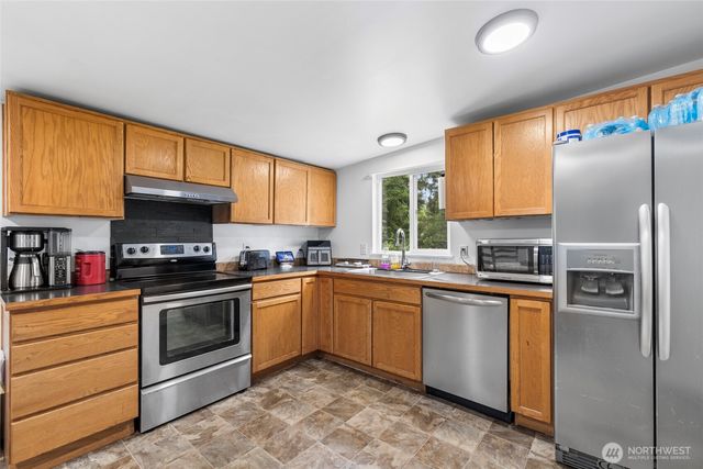 4059 Old Hwy 99 North Road, Burlington, WA 98233