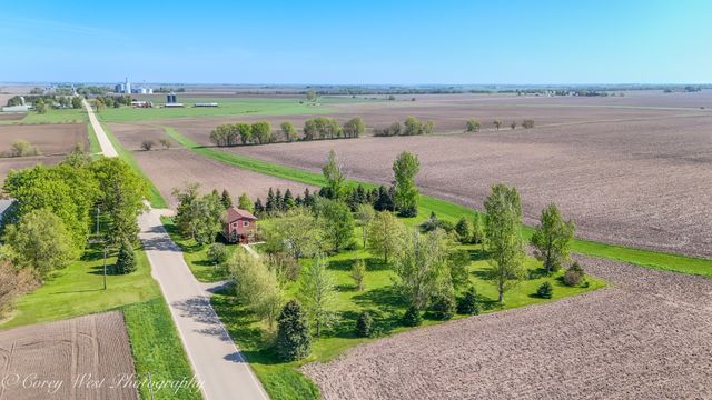 26340 Esmond Road, Esmond, IL 60129