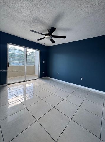 65 NE 202nd Ter Q33, Miami Gardens, FL 33179
