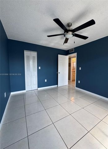 65 NE 202nd Ter Q33, Miami Gardens, FL 33179