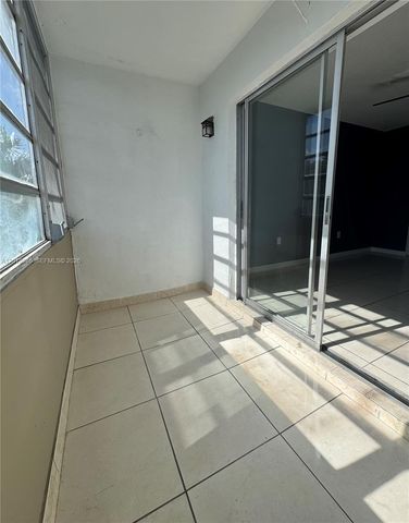 65 NE 202nd Ter Q33, Miami Gardens, FL 33179