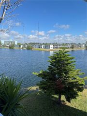 65 NE 202nd Ter Q33, Miami Gardens, FL 33179