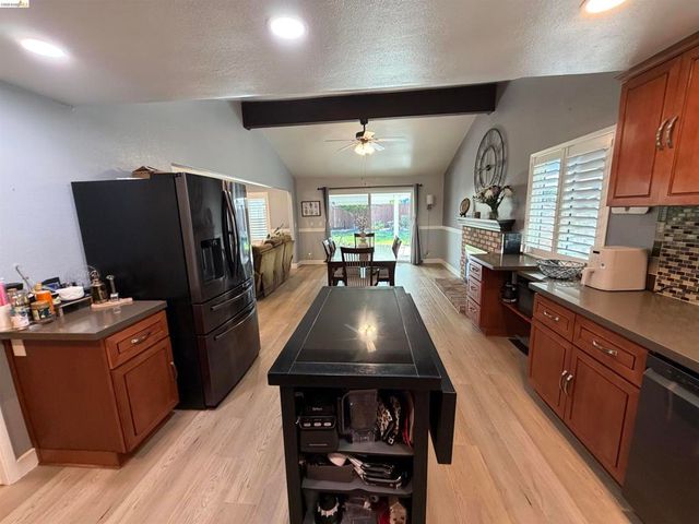 4024 Mellowood Dr, Oakley, CA 94561