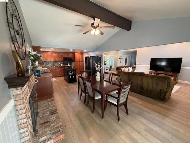 4024 Mellowood Dr, Oakley, CA 94561