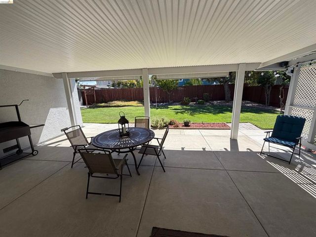 4024 Mellowood Dr, Oakley, CA 94561