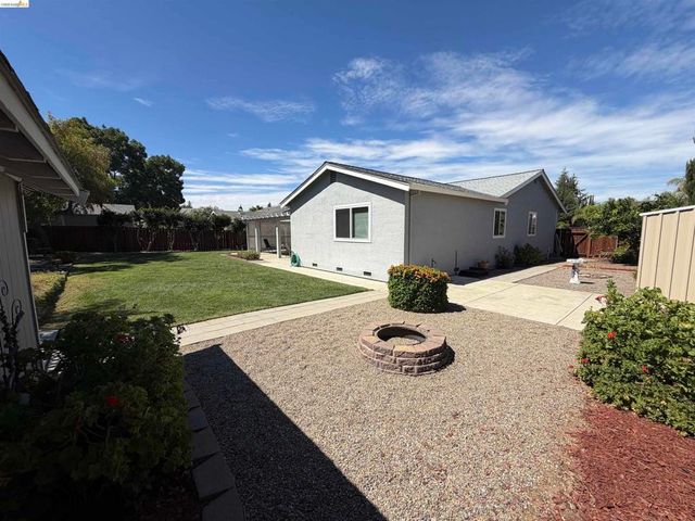 4024 Mellowood Dr, Oakley, CA 94561