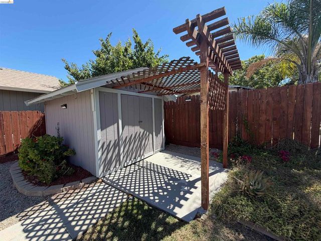 4024 Mellowood Dr, Oakley, CA 94561