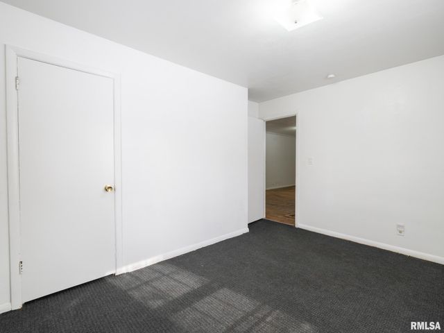 2223 W HUDSON Street, Peoria, IL 61604