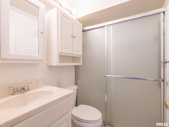 2223 W HUDSON Street, Peoria, IL 61604