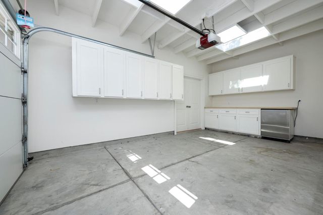 1120 Palm Avenue, San Mateo, CA 94401