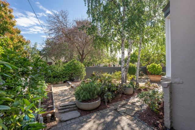 1120 Palm Avenue, San Mateo, CA 94401