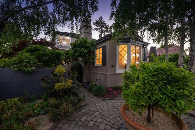 1120 Palm Avenue, San Mateo, CA 94401