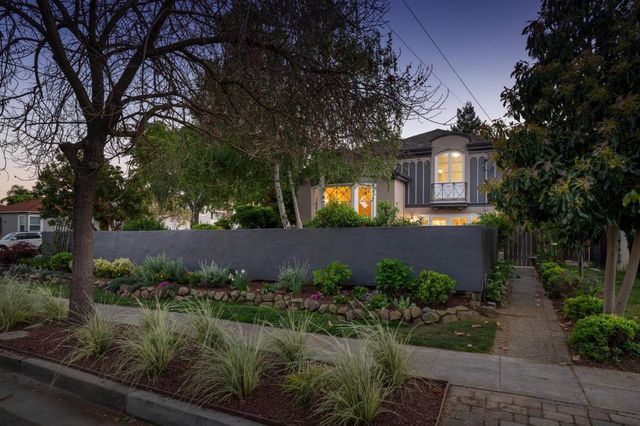 1120 Palm Avenue, San Mateo, CA 94401