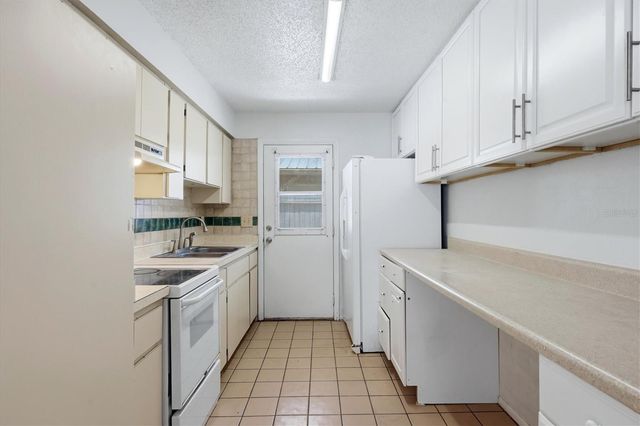 1856 MARBETH STREET, Sarasota, FL 34231