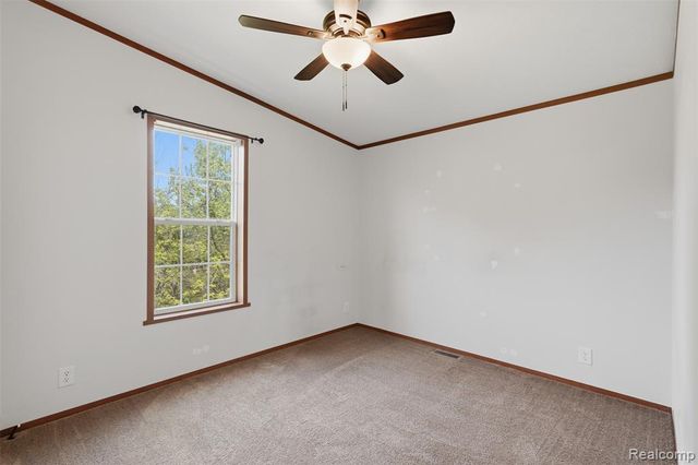 11006 Wood Run Circle, South Lyon, MI 48178