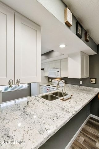 503 S BOOJUM Way, Mesa, AZ 85208