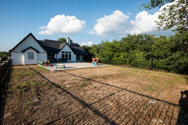142 Lakeside Drive, Lipan, TX 76462