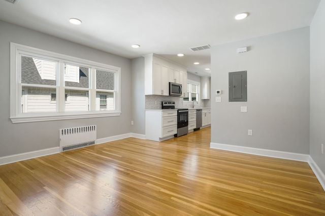 107 Lake St 2, Arlington, MA 02474