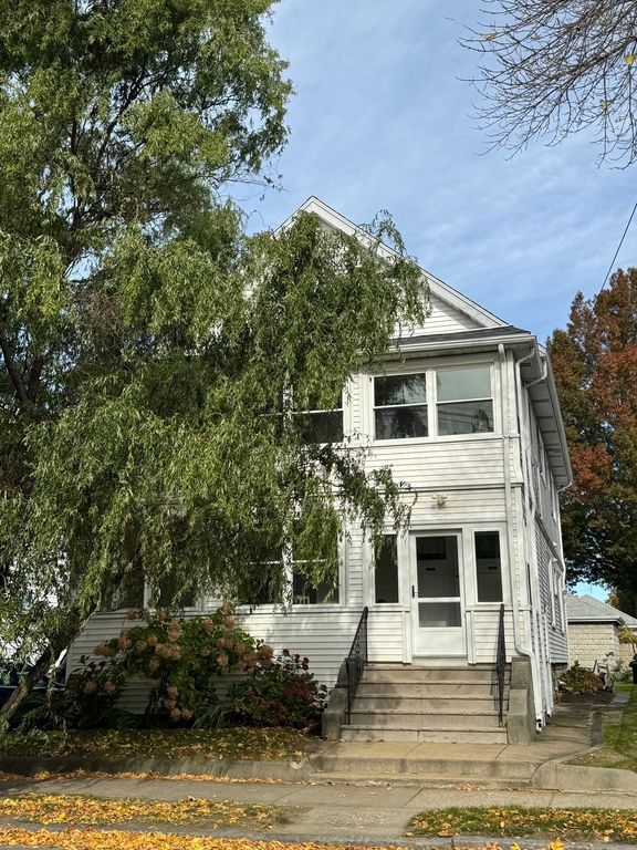 107 Lake St 2, Arlington, MA 02474