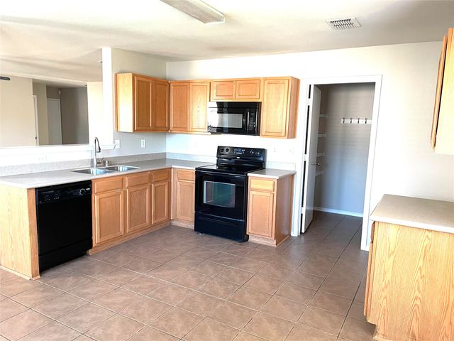 1745 Diamond Lake Trail, Fort Worth, TX 76247