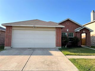1745 Diamond Lake Trail, Fort Worth, TX 76247