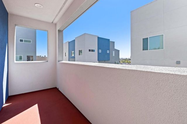 9873 Macarthur Boulevard F, Oakland, CA 94605