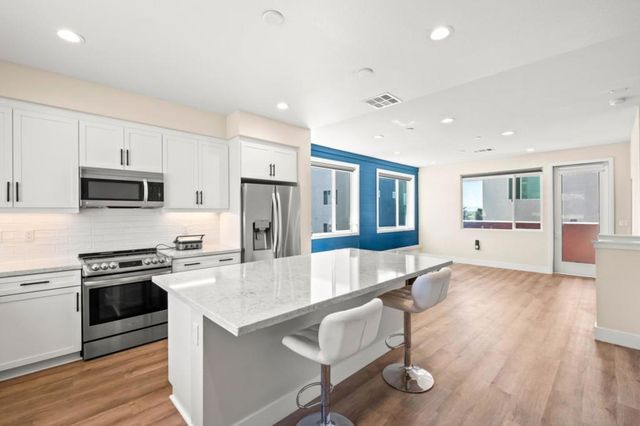 9873 Macarthur Boulevard F, Oakland, CA 94605