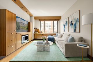 305 W 16TH Street # 4D, New York City, NY 10011