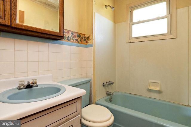 702 GASKILL AVE, Mount Ephraim, NJ 08059