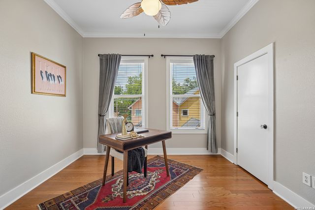 400 E Guenther St Unit 2202, San Antonio, TX 78210