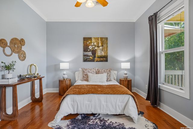 400 E Guenther St Unit 2202, San Antonio, TX 78210